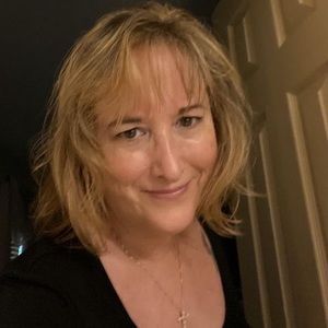 Meet your Posher, Beth